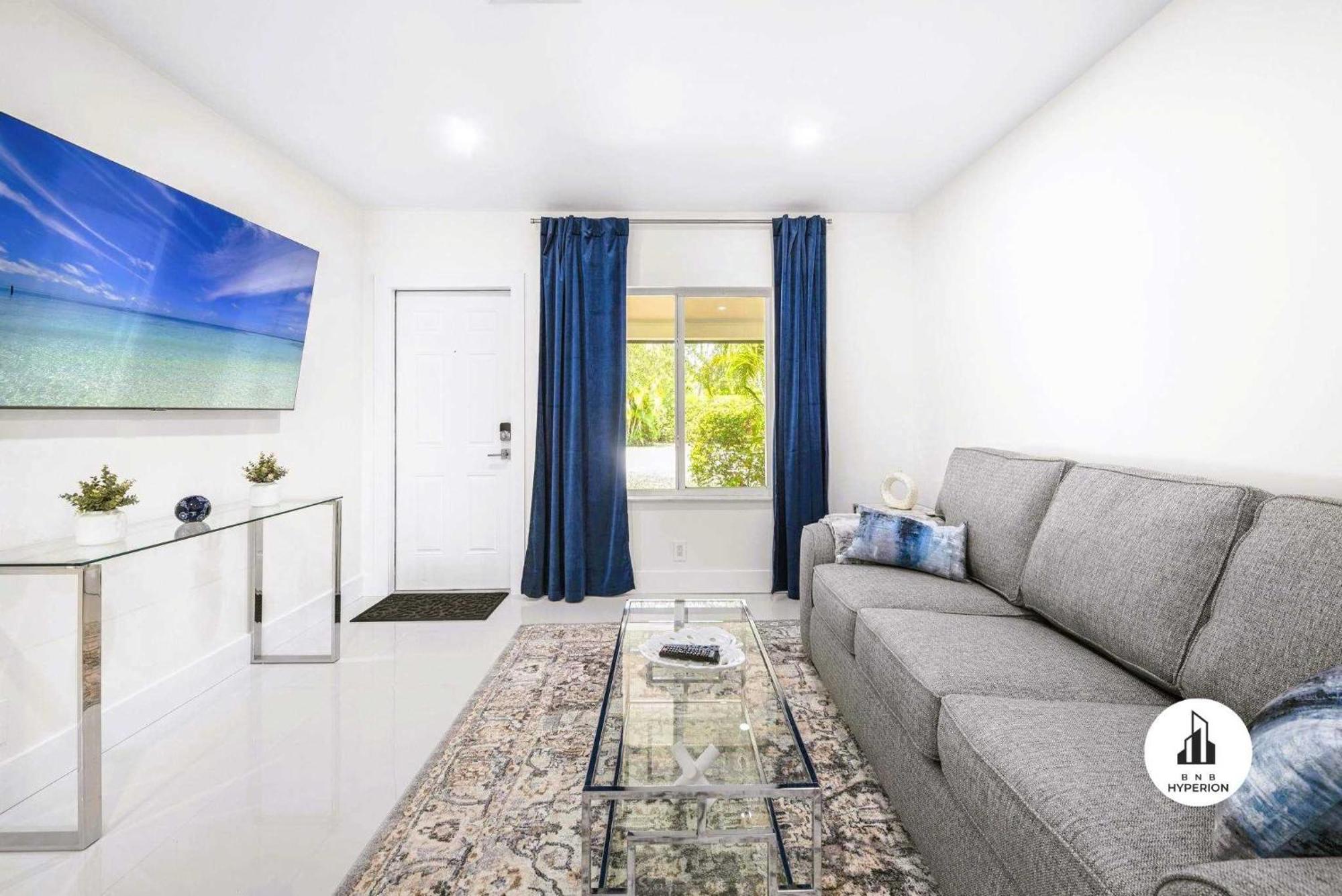 Appartamento Bnb Hyperion - Remodeled 1B Oasis In Ft Lauderdale Fort Lauderdale Esterno foto