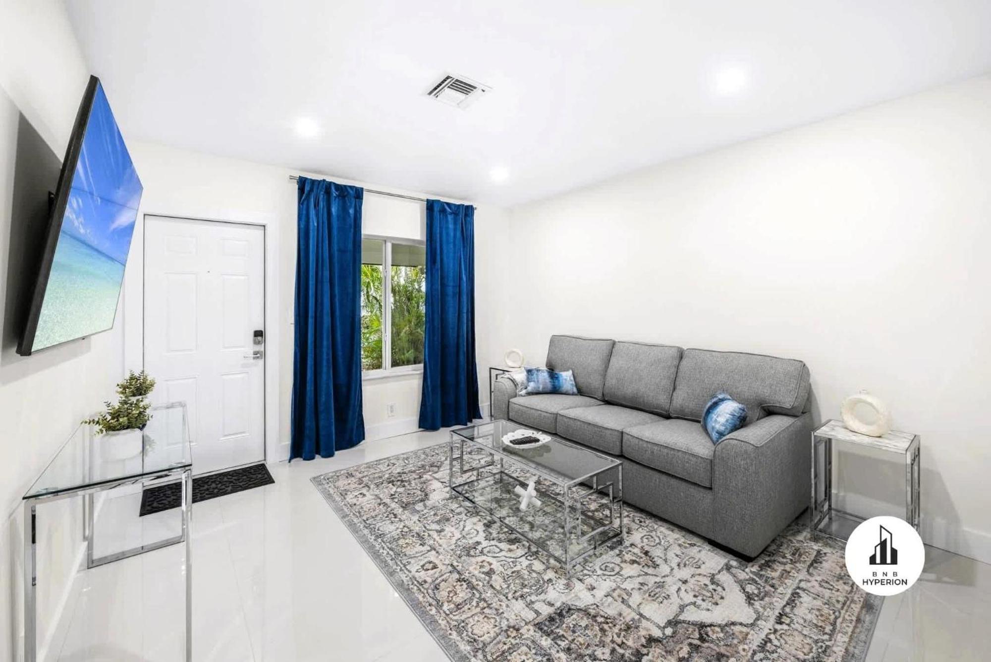 Appartamento Bnb Hyperion - Remodeled 1B Oasis In Ft Lauderdale Fort Lauderdale Esterno foto