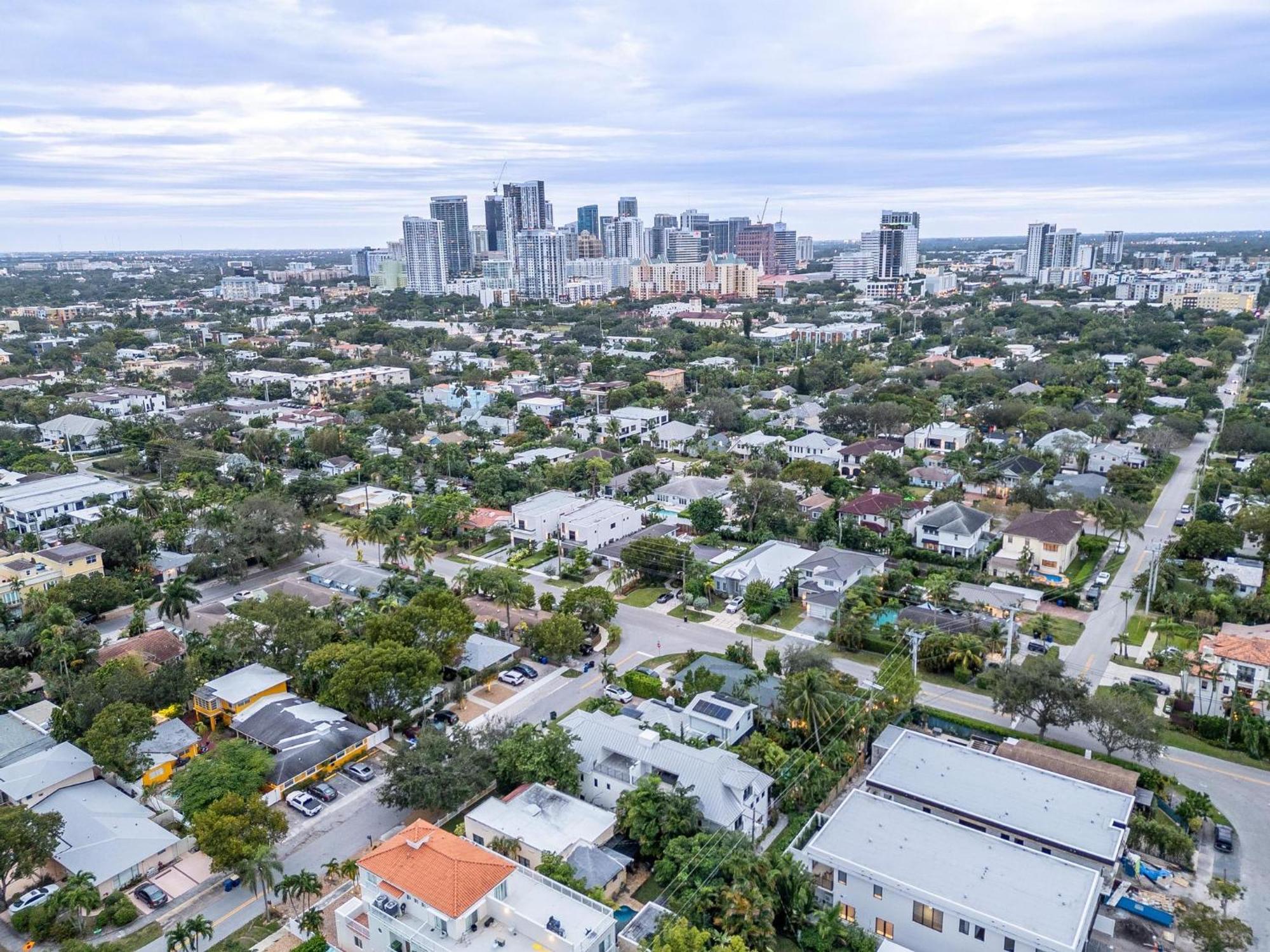 Appartamento Bnb Hyperion - Remodeled 1B Oasis In Ft Lauderdale Fort Lauderdale Esterno foto