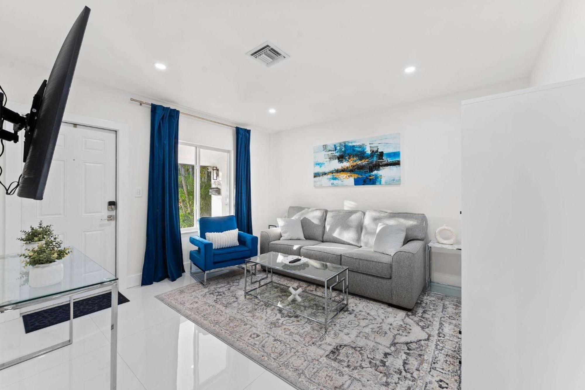 Appartamento Bnb Hyperion - Remodeled 1B Oasis In Ft Lauderdale Fort Lauderdale Esterno foto