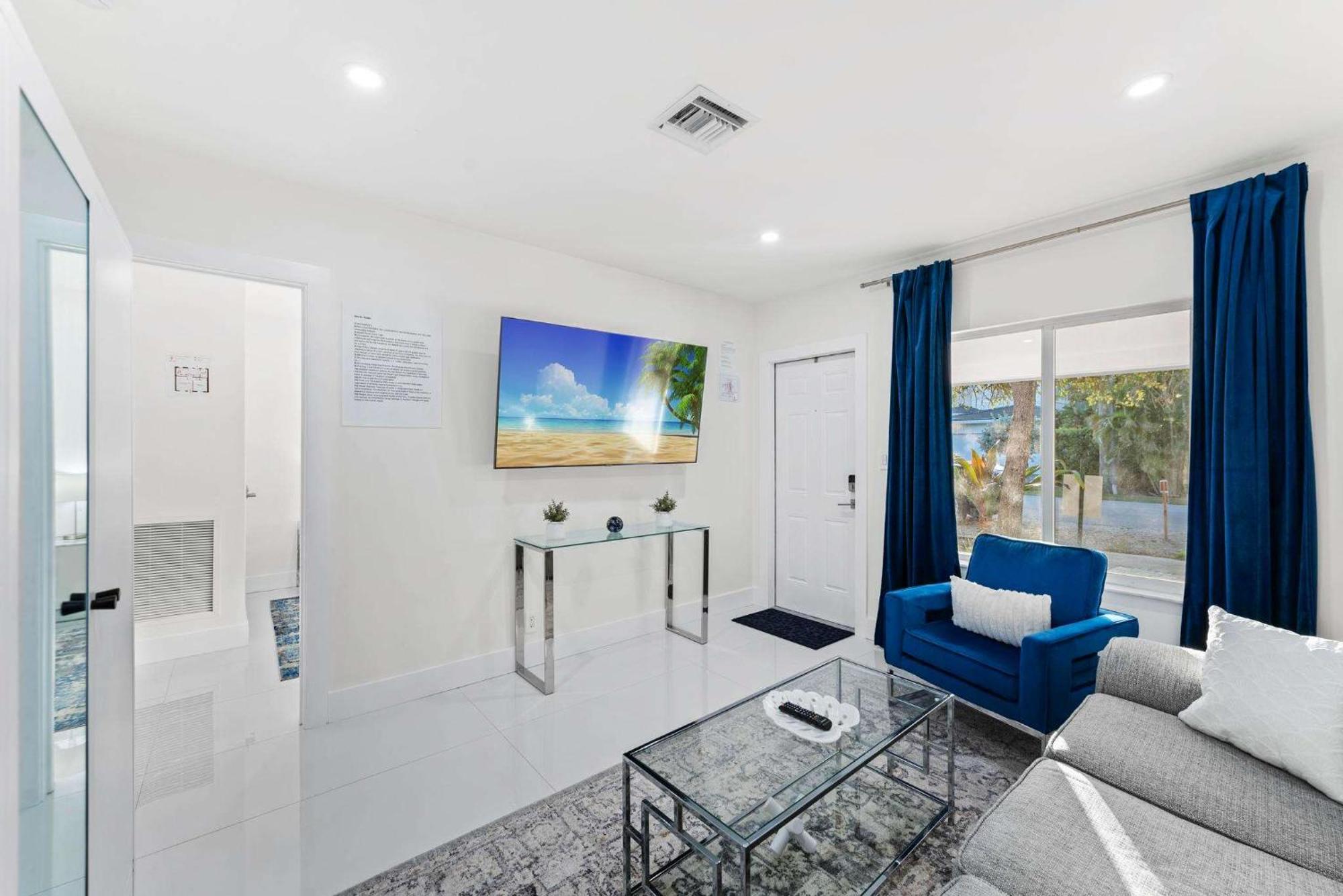 Appartamento Bnb Hyperion - Remodeled 1B Oasis In Ft Lauderdale Fort Lauderdale Esterno foto